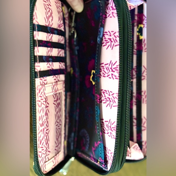 Lug Splits XL Wallet. Boho Floral Black. NWOT - Picture 6 of 10